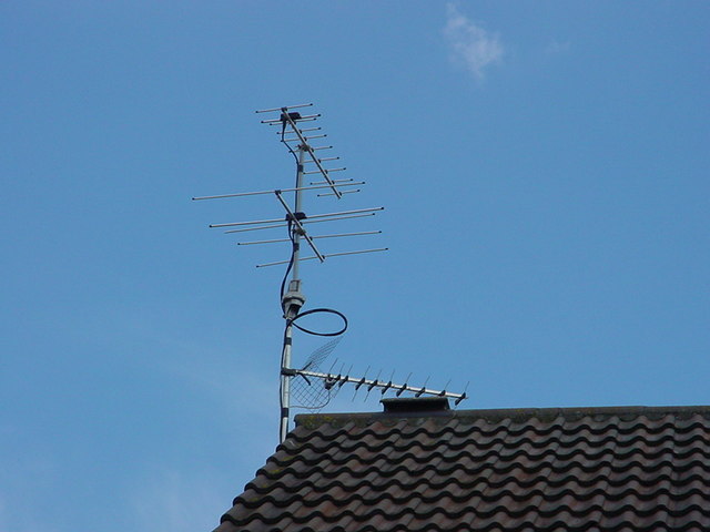 G7HRP VHF-UHF Amateur Radio Antenna at SE2433